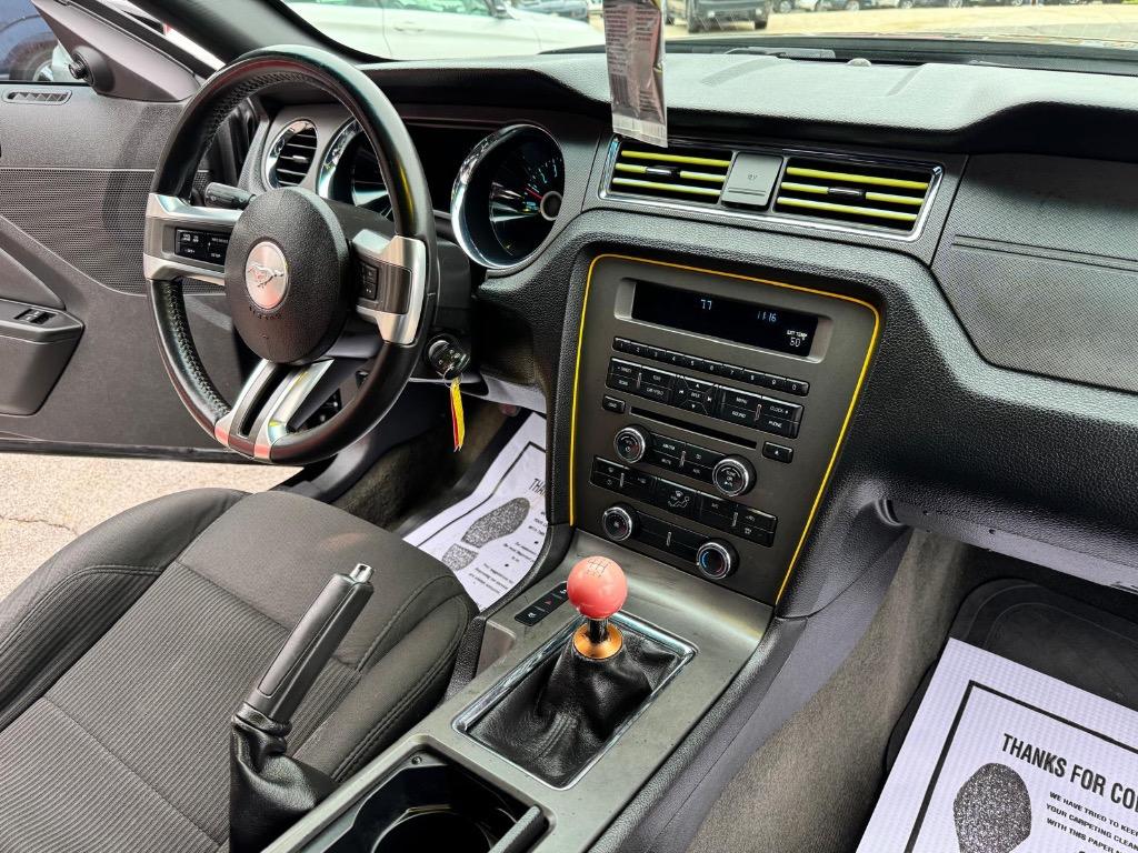 2014 Ford Mustang GT photo