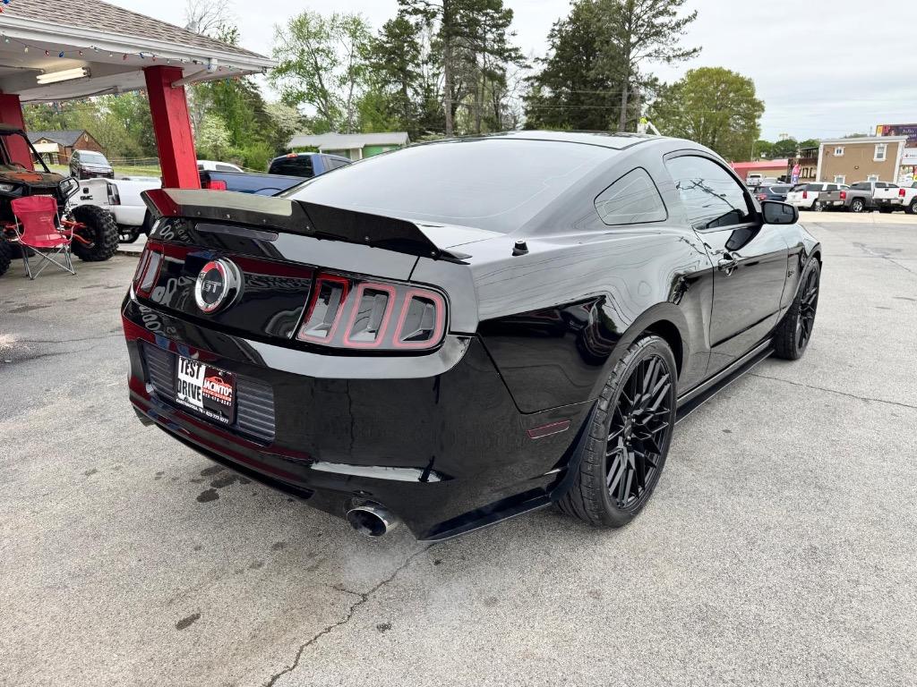 2014 Ford Mustang GT photo