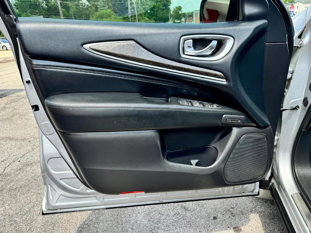 2013 Infiniti JX35 photo
