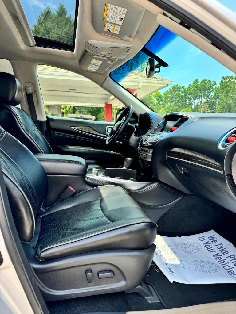 2013 Infiniti JX35 photo