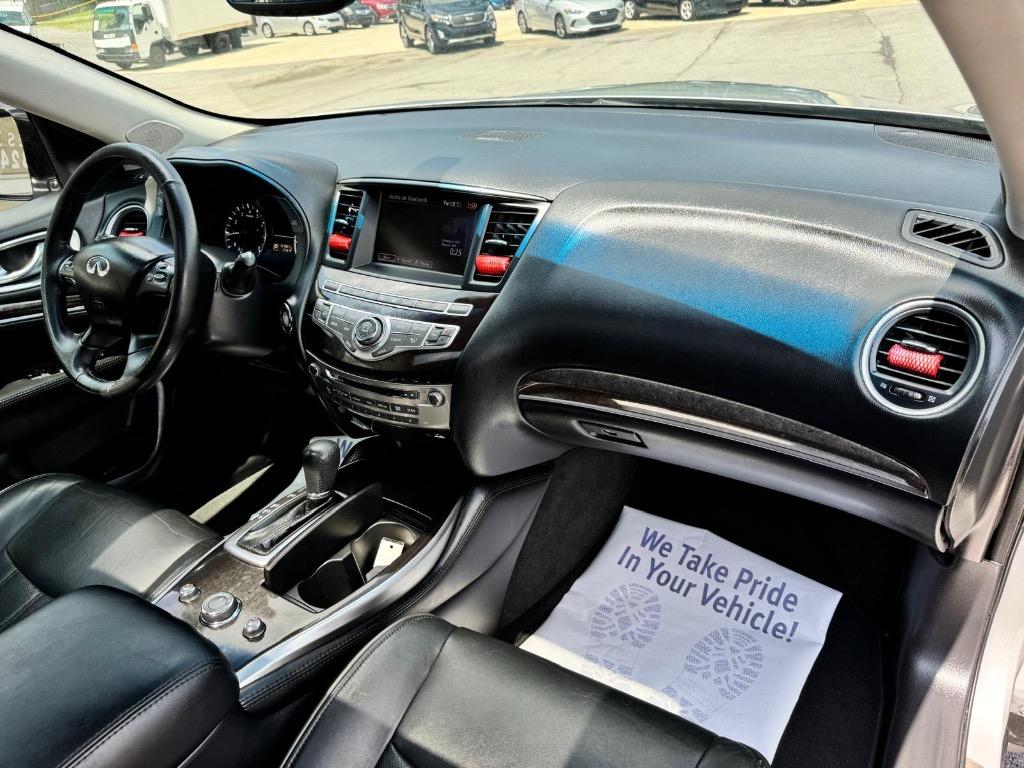 2013 Infiniti JX35 photo