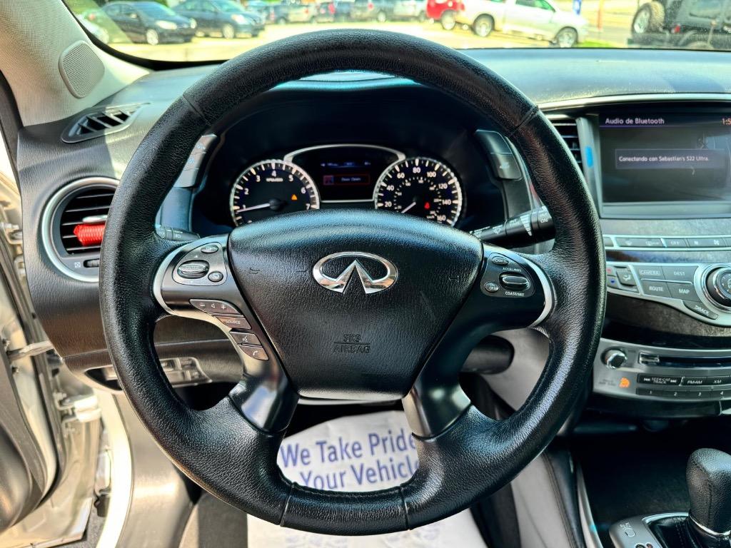 2013 Infiniti JX35 photo