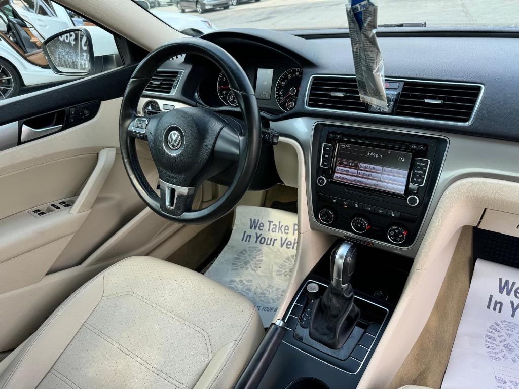 2015 Volkswagen Passat Limited Edition photo