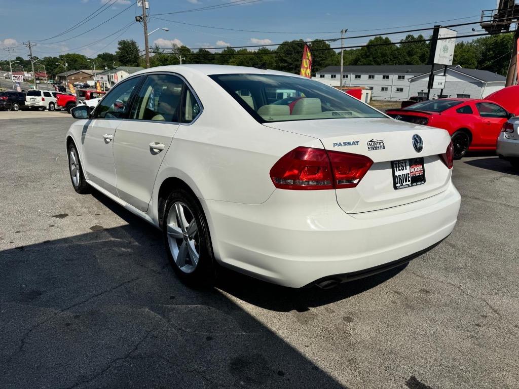 2015 Volkswagen Passat Limited Edition photo