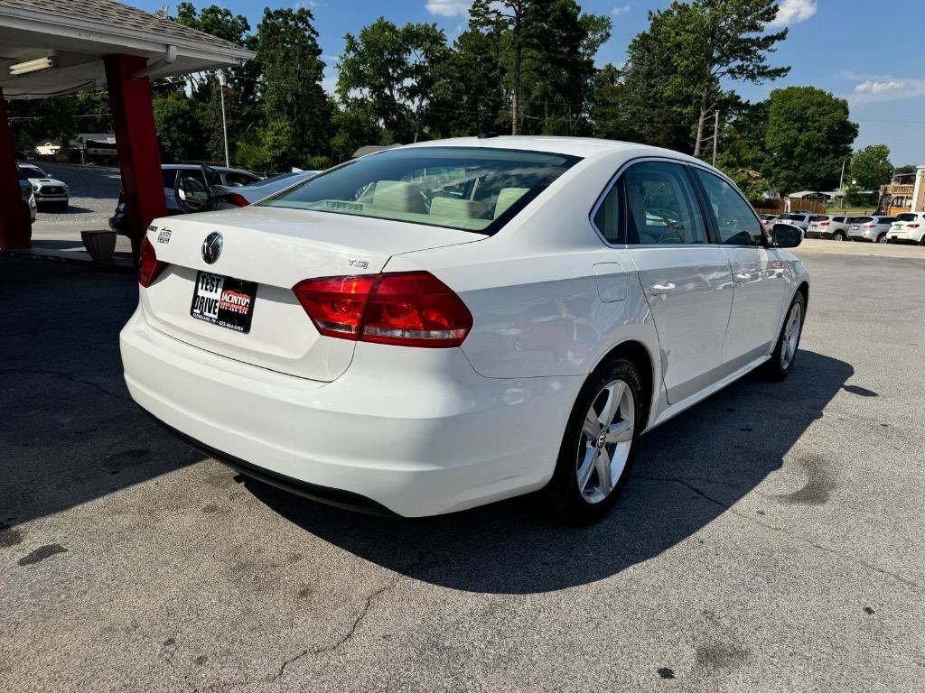 2015 Volkswagen Passat Limited Edition photo