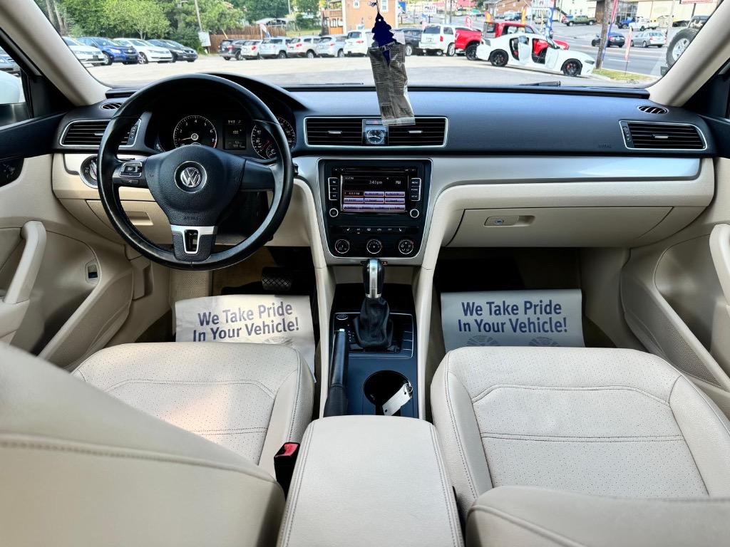 2015 Volkswagen Passat Limited Edition photo