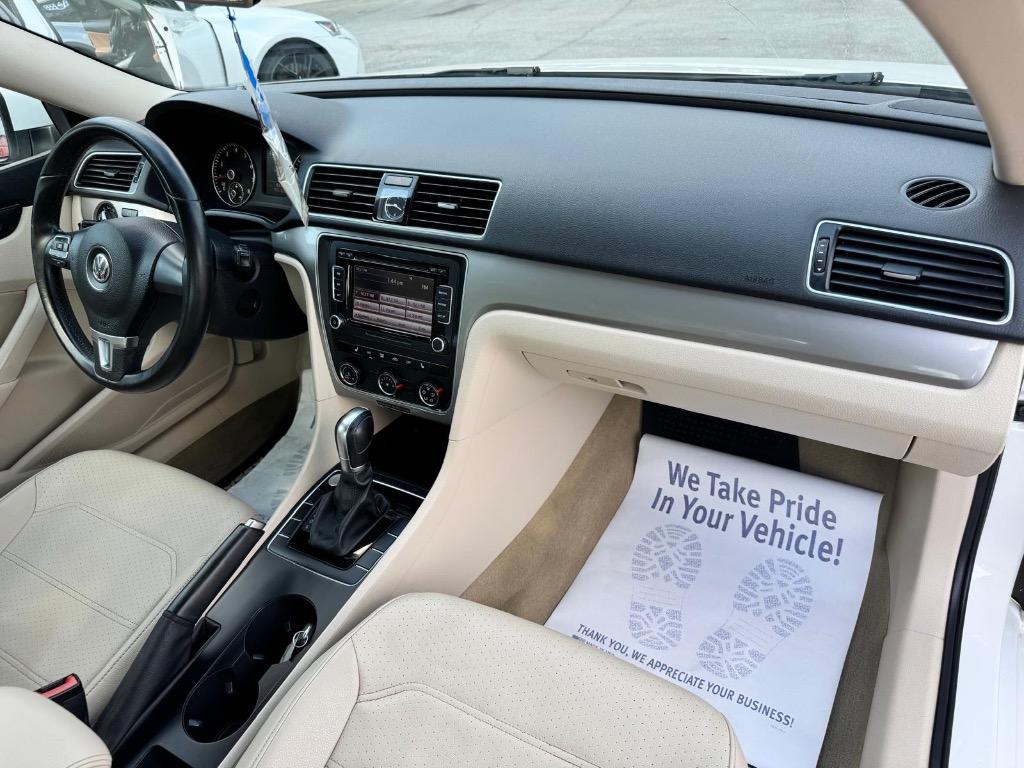 2015 Volkswagen Passat Limited Edition photo