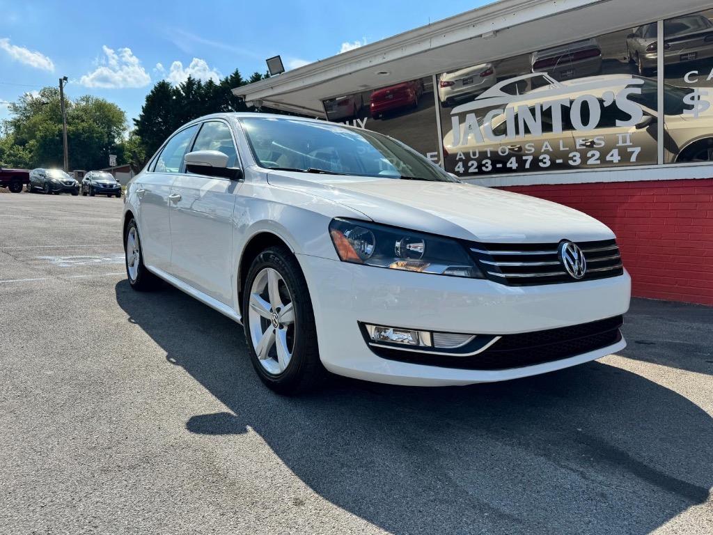 2015 Volkswagen Passat Limited Edition photo