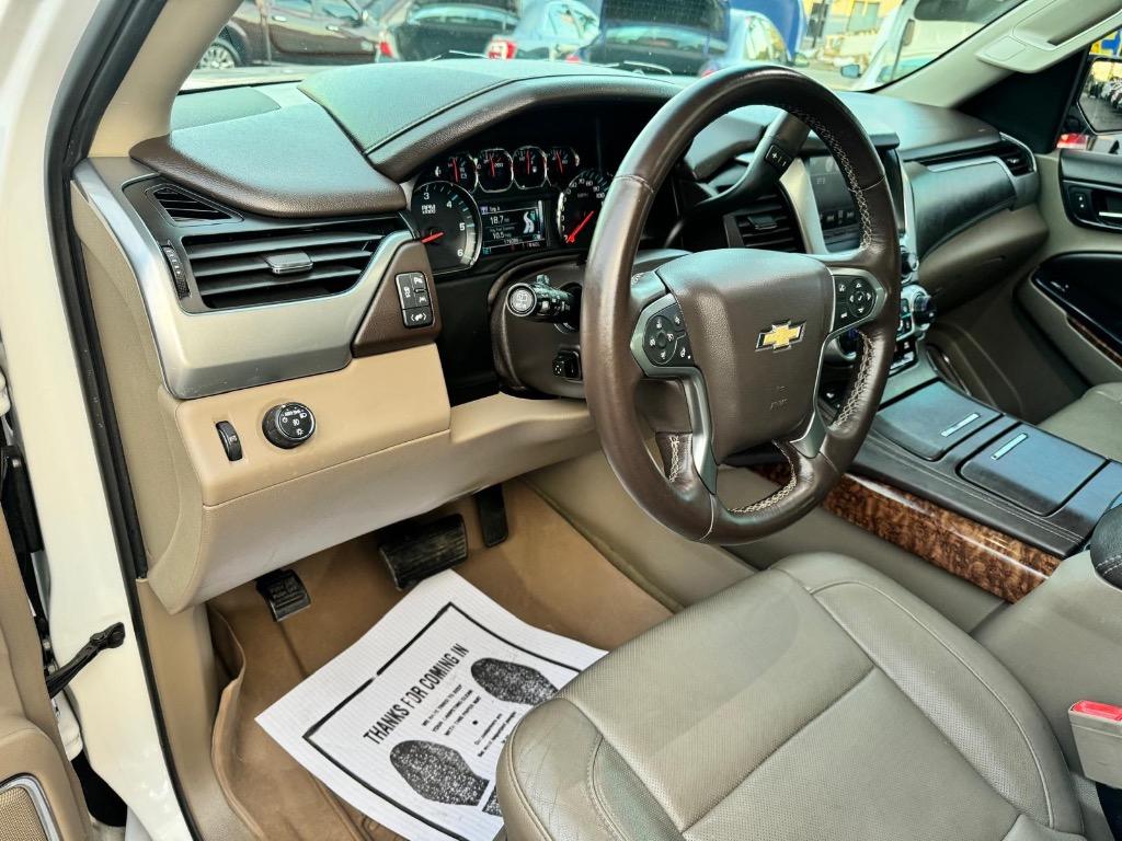 2017 Chevrolet Suburban 1500 Premier photo