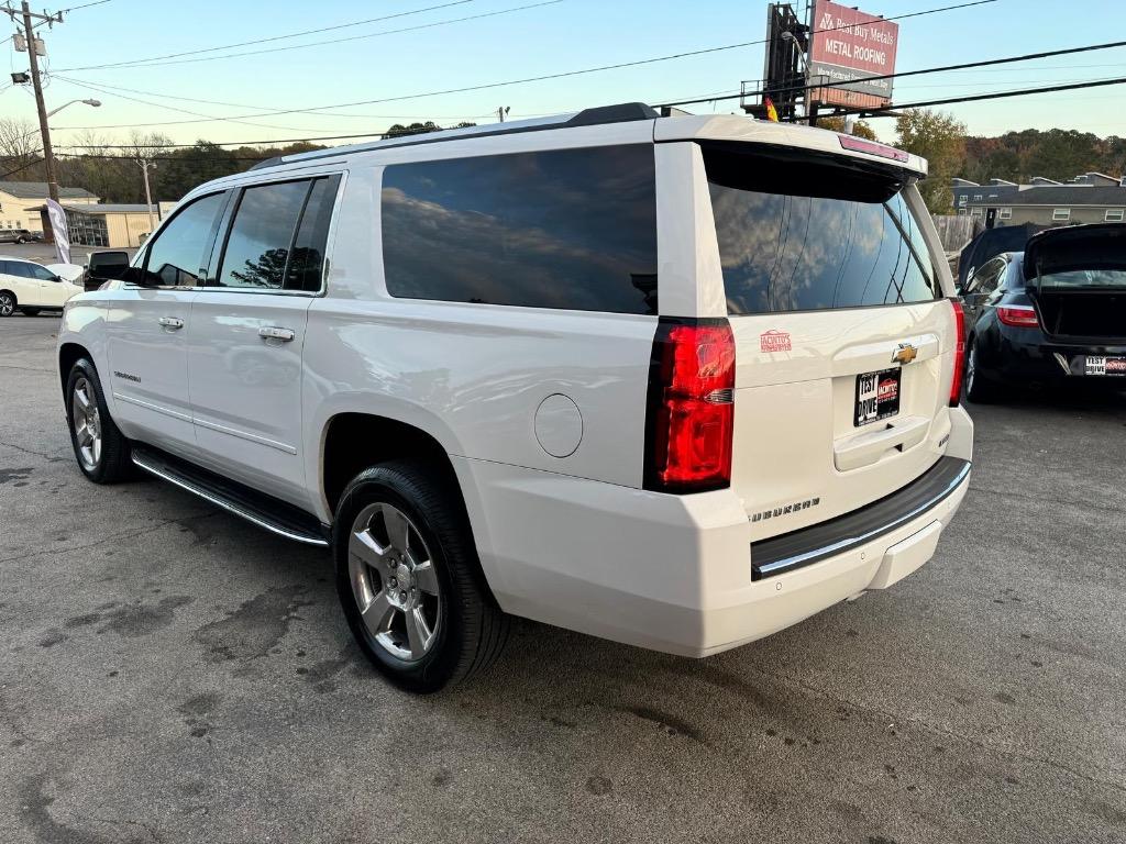 2017 Chevrolet Suburban 1500 Premier photo