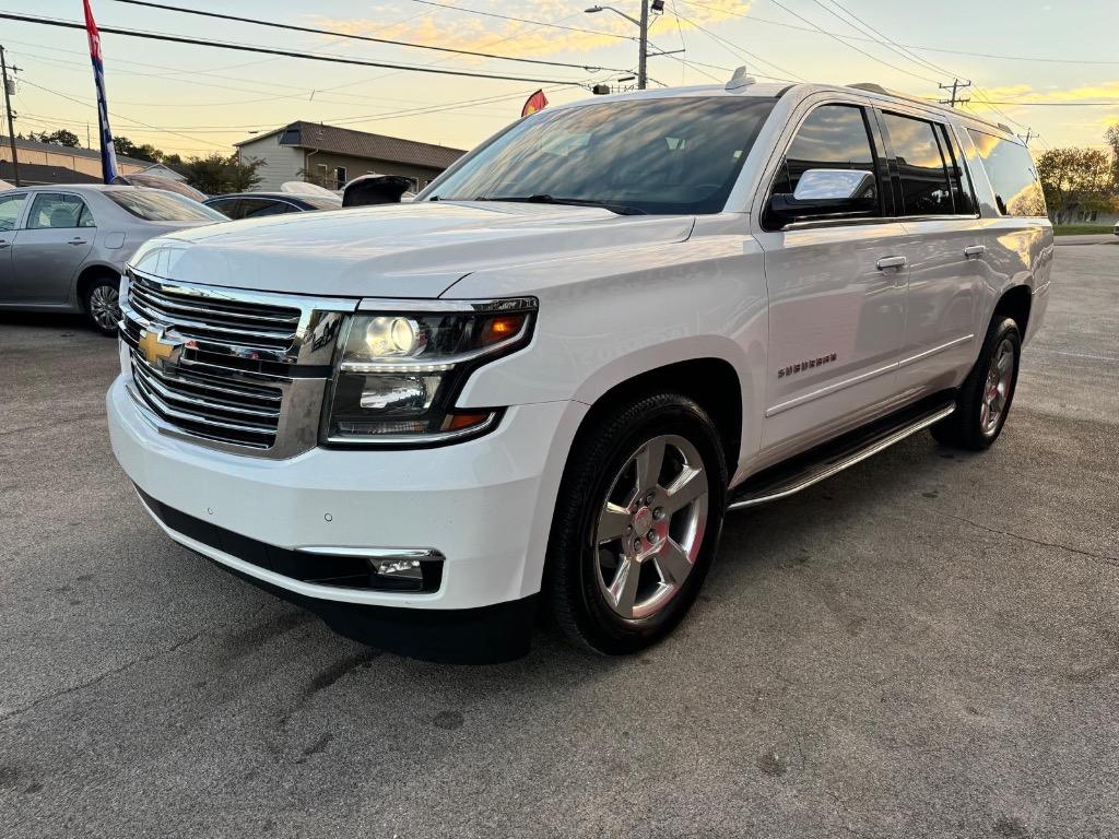 2017 Chevrolet Suburban 1500 Premier photo