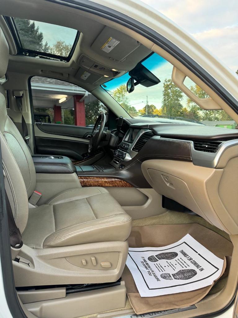 2017 Chevrolet Suburban 1500 Premier photo
