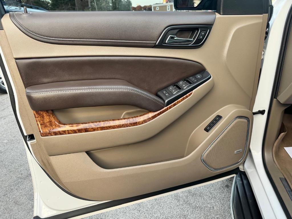 2017 Chevrolet Suburban 1500 Premier photo