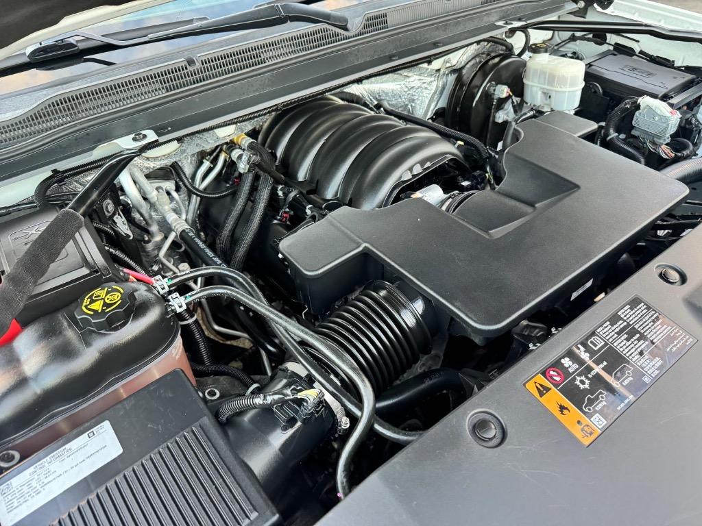 2017 Chevrolet Suburban 1500 Premier photo