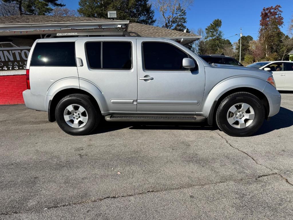 2007 Nissan Pathfinder S photo
