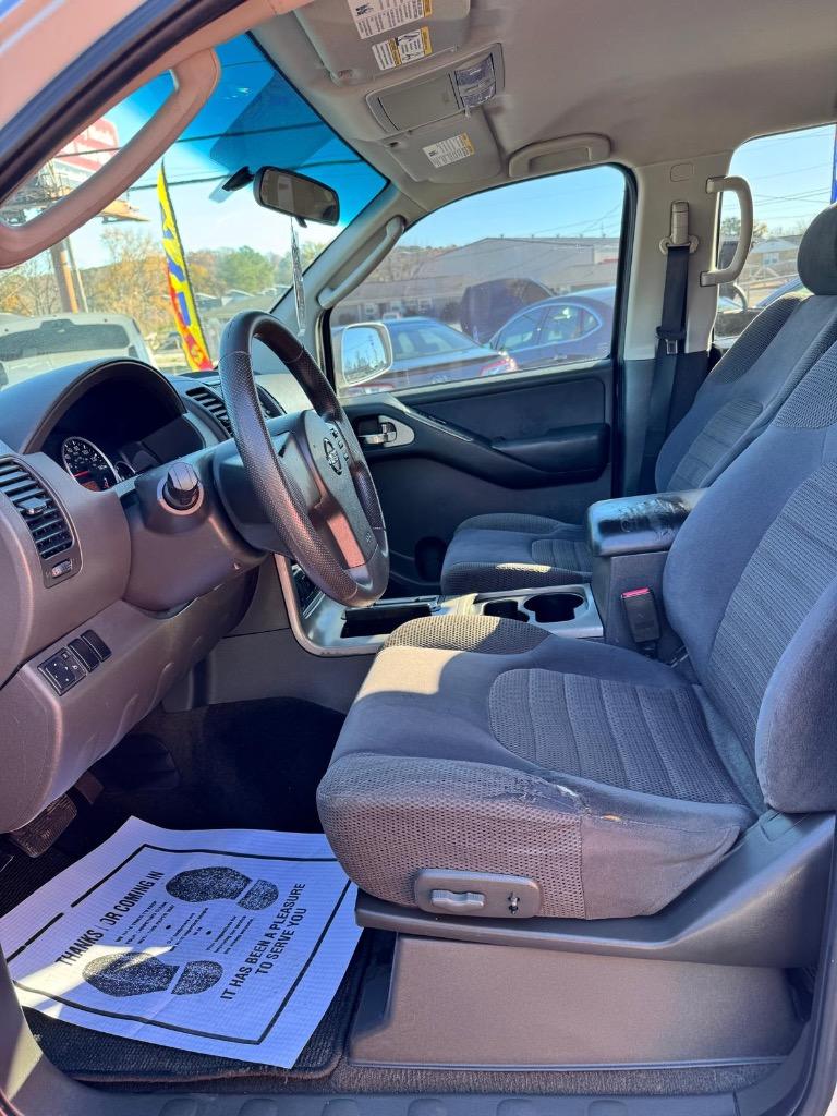 2007 Nissan Pathfinder S photo