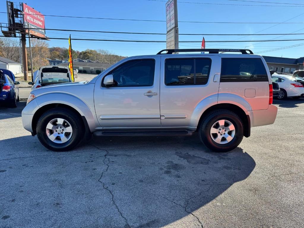 2007 Nissan Pathfinder S photo