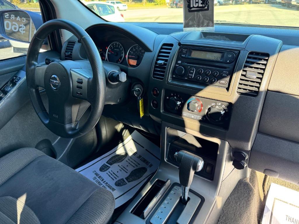 2007 Nissan Pathfinder S photo