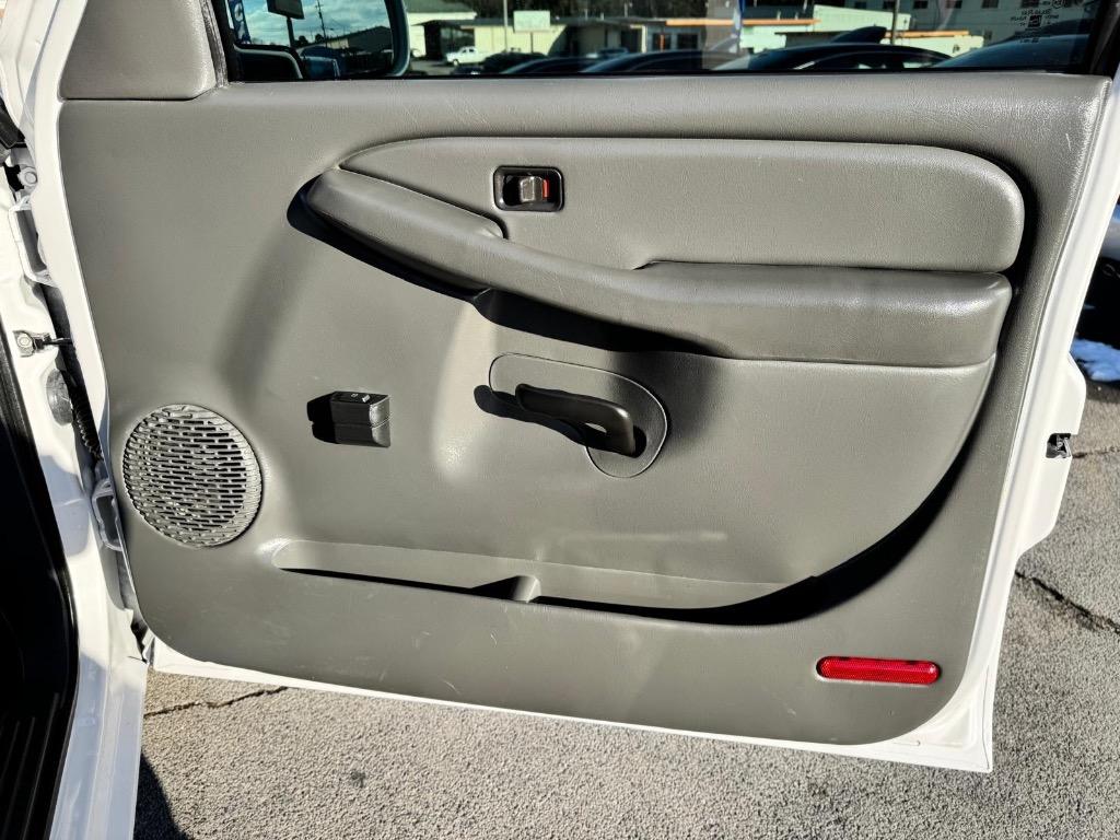 2006 GMC Sierra 1500 Work Truck photo