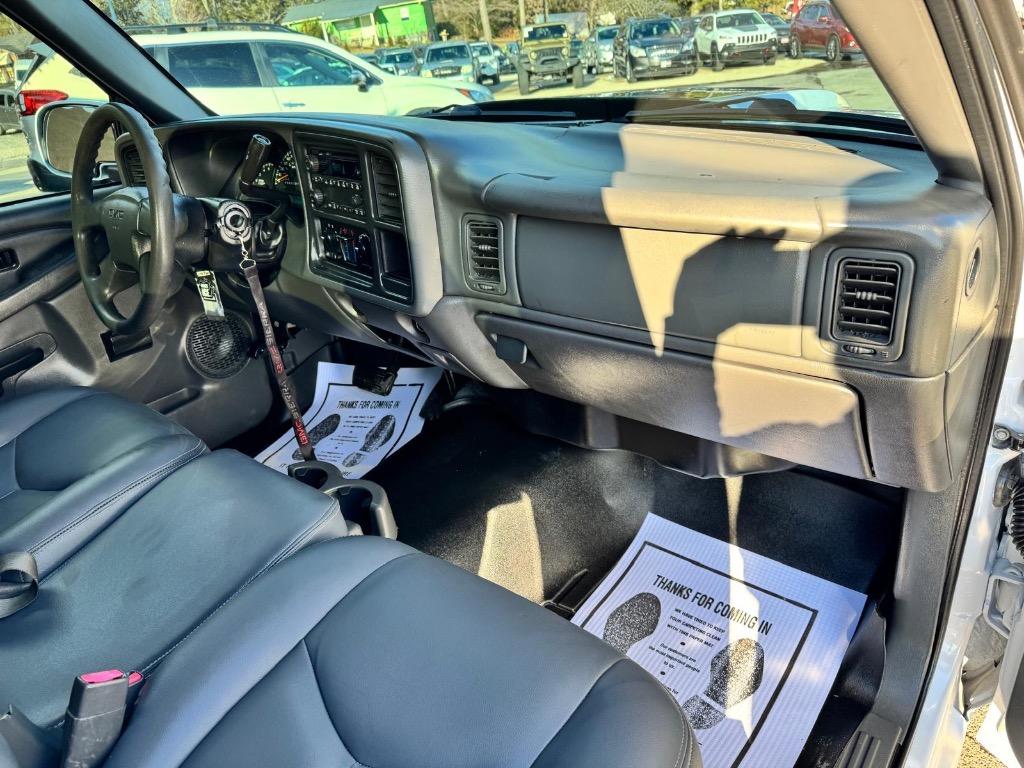 2006 GMC Sierra 1500 Work Truck photo