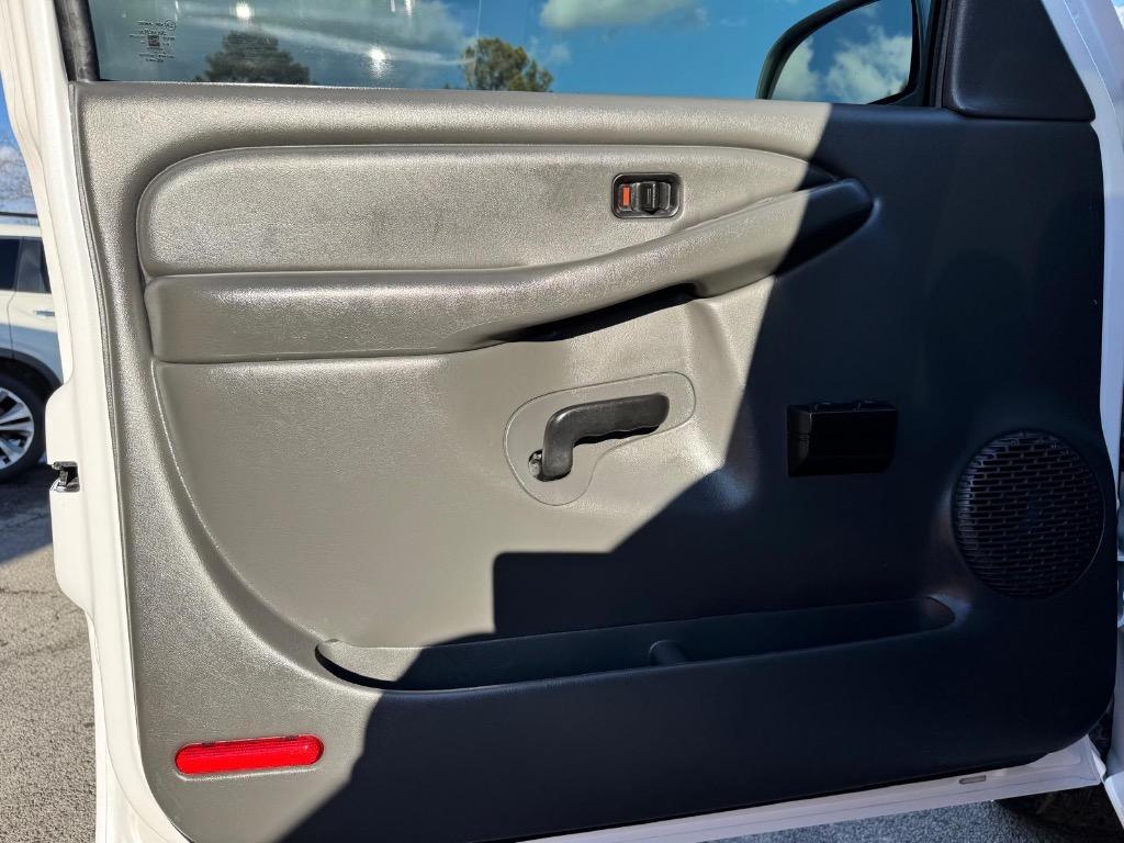 2006 GMC Sierra 1500 Work Truck photo