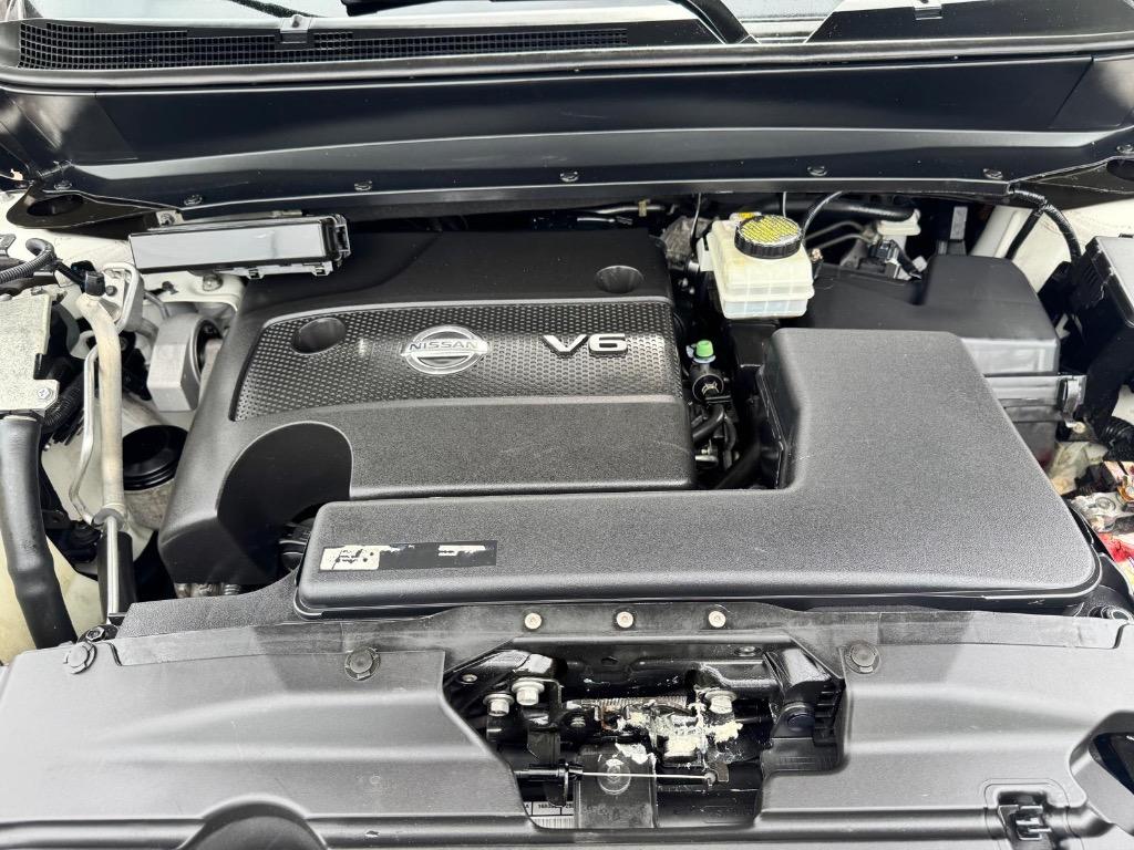 2014 Nissan Pathfinder S photo