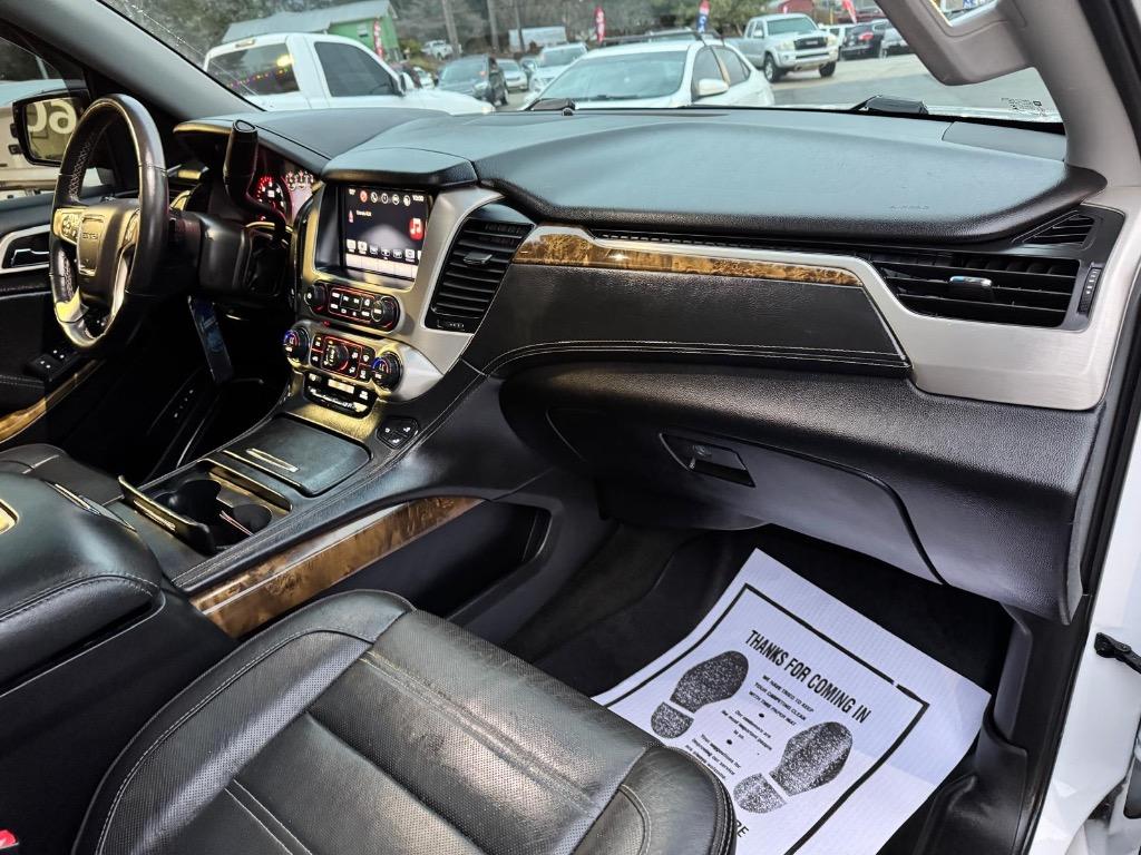 2016 GMC Yukon Denali photo