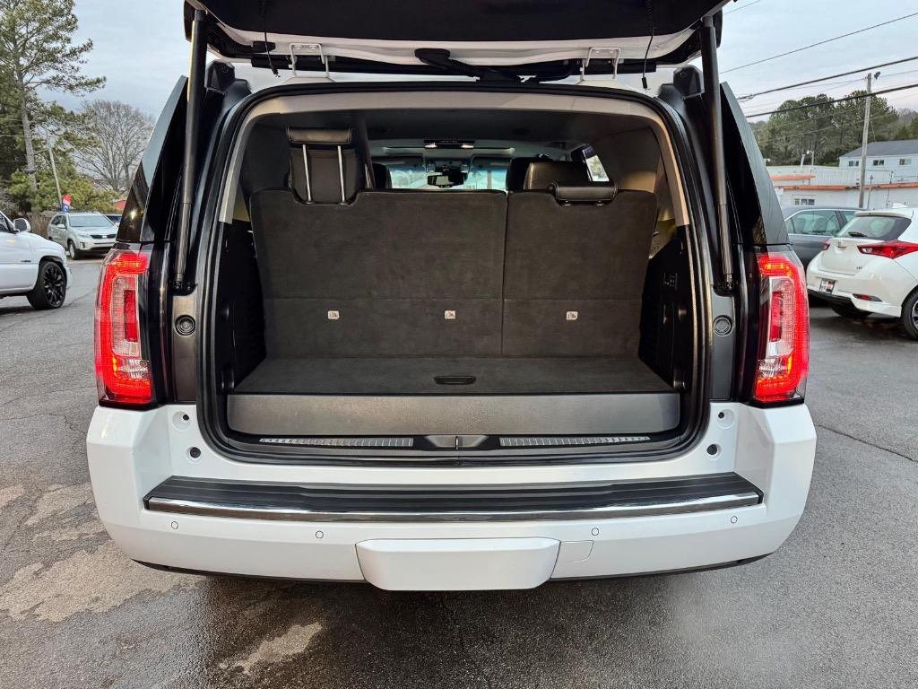 2016 GMC Yukon Denali photo