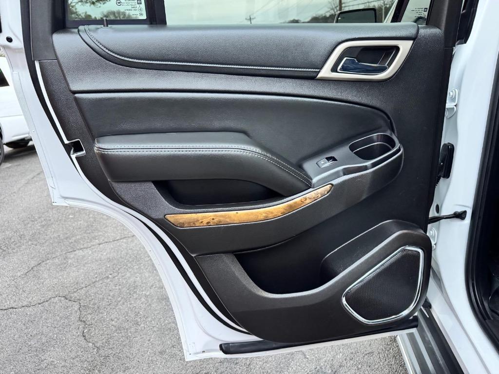 2016 GMC Yukon Denali photo