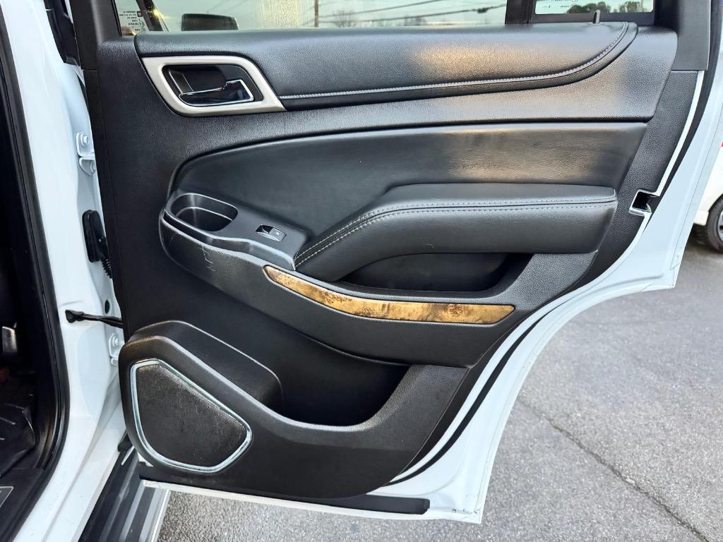 2016 GMC Yukon Denali photo
