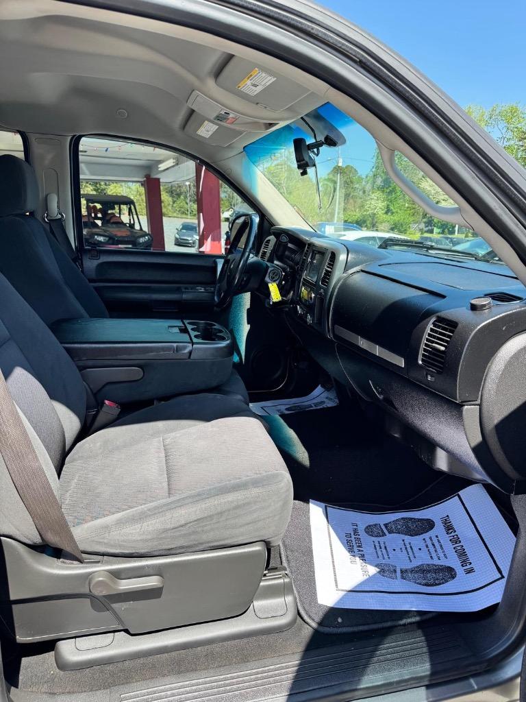 2009 Chevrolet Silverado 1500 LT photo