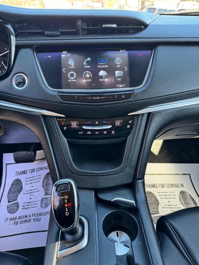 2018 Cadillac XT5 Premium Luxury photo