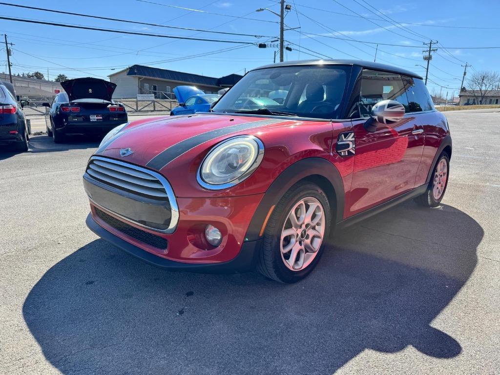 2015 MINI Cooper photo