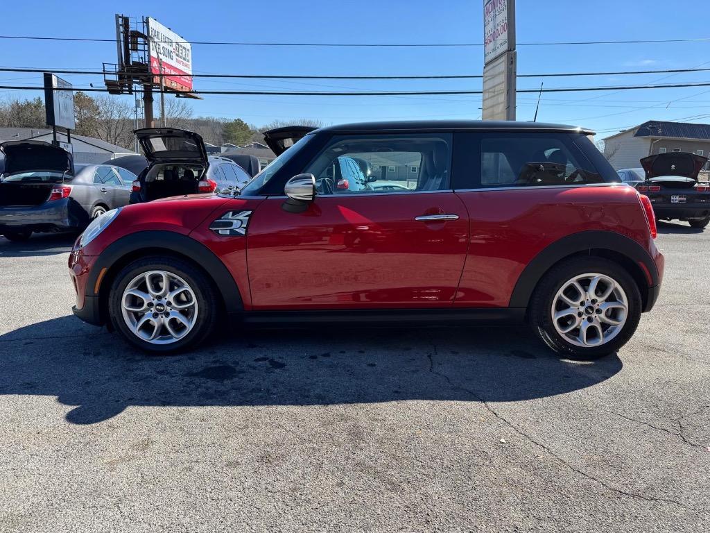 2015 MINI Cooper photo