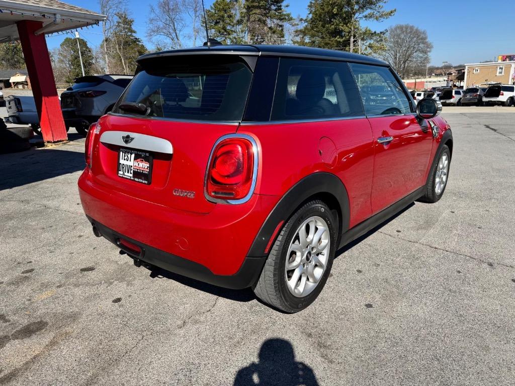 2015 MINI Cooper photo