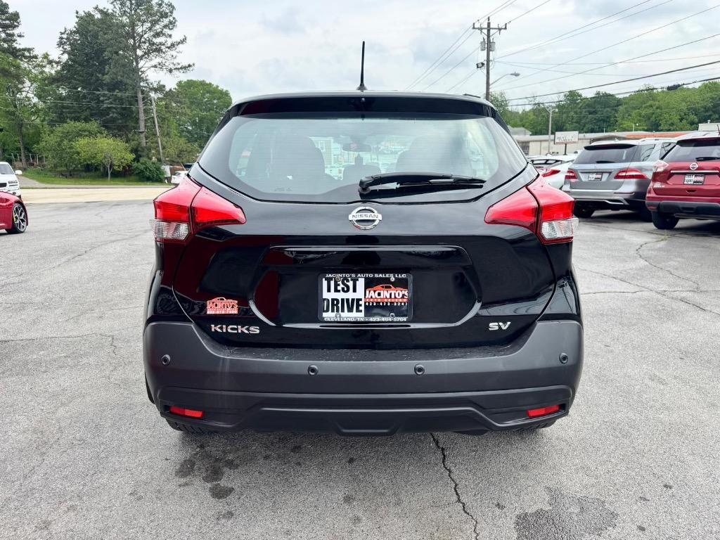 2020 Nissan Kicks SV photo