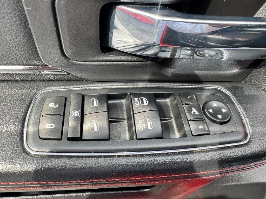 2023 Ram 3500 photo 23