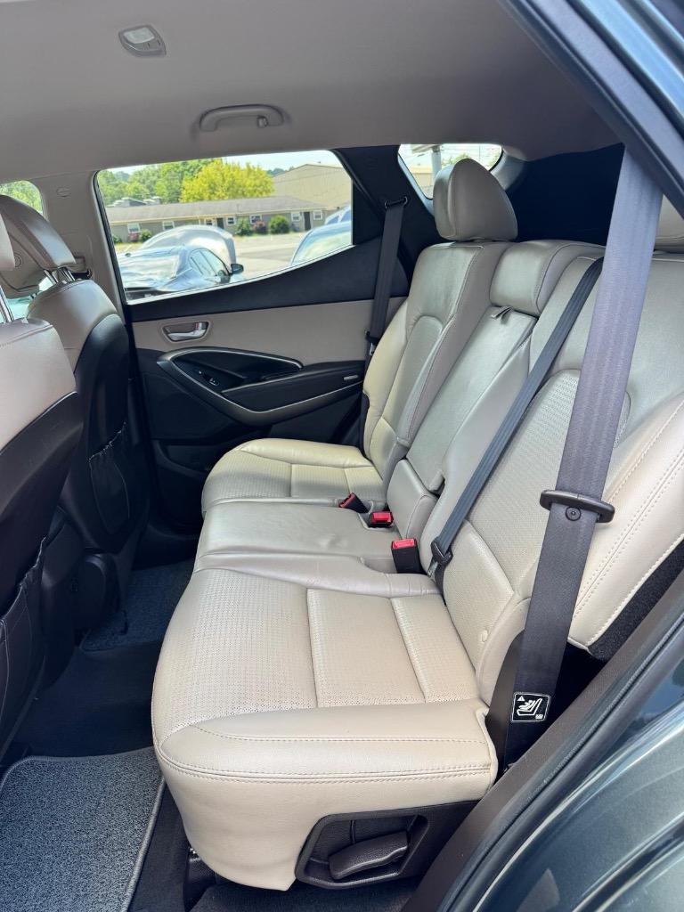 2013 Hyundai Santa Fe - $10,995