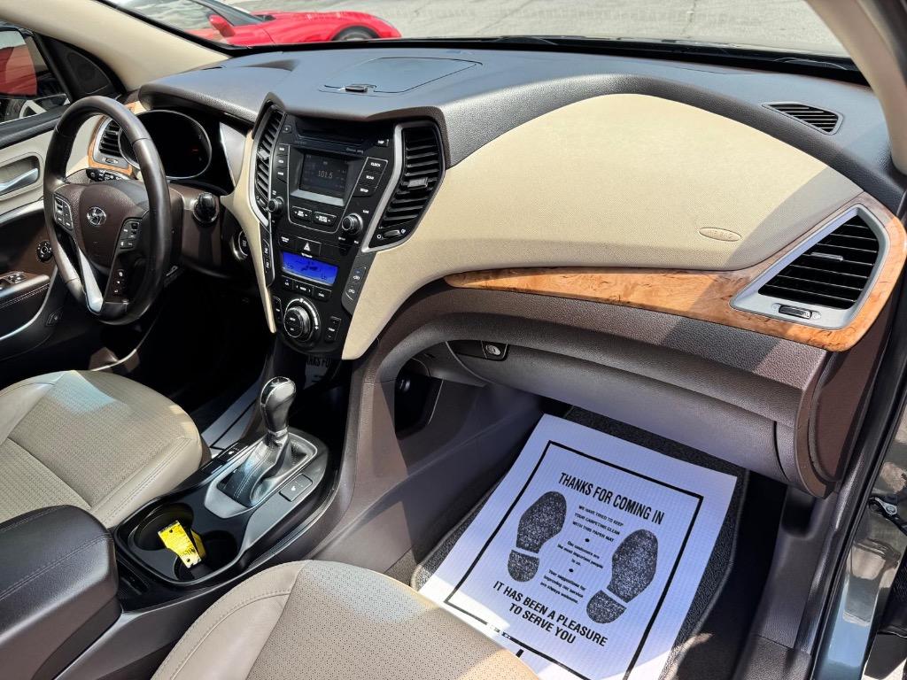 2013 Hyundai Santa Fe - $10,995