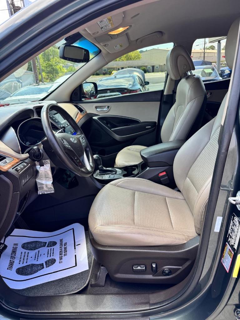 2013 Hyundai Santa Fe - $10,995