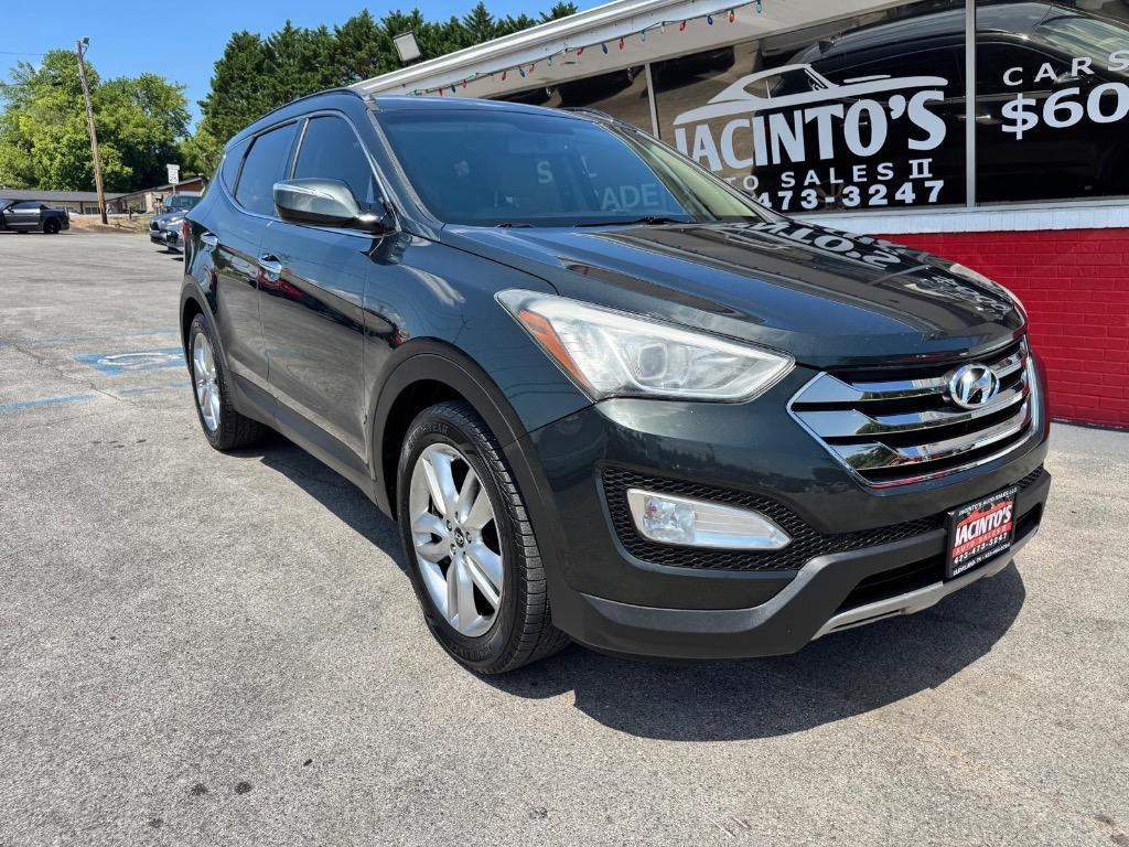 2013 Hyundai Santa Fe - $10,995