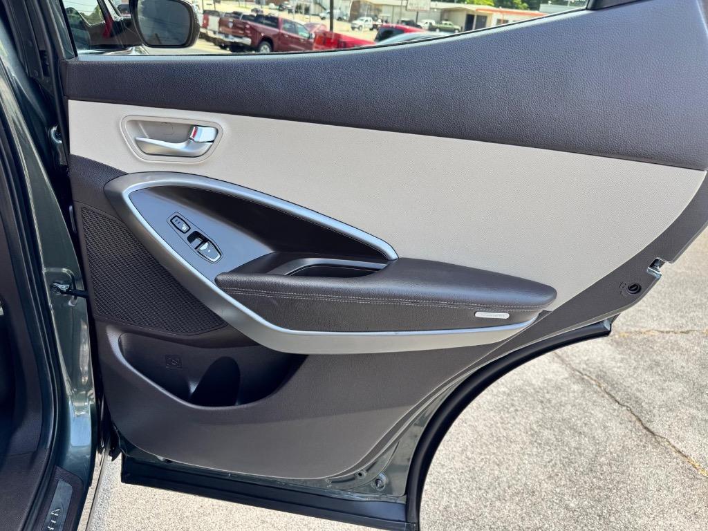 2013 Hyundai Santa Fe - $10,995