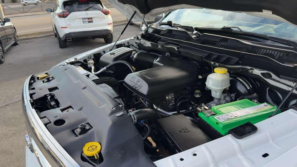 2017 Ram 1500 - $17,995
