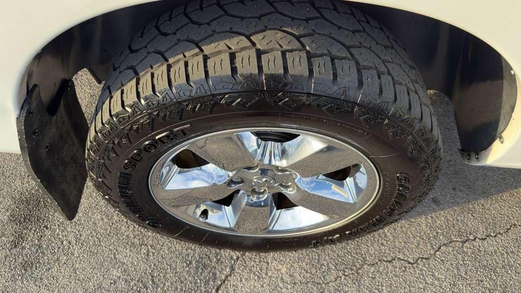 2017 Ram 1500 - $17,995