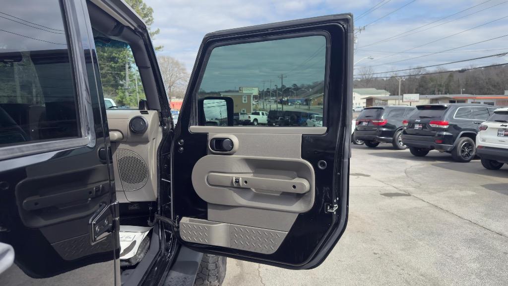 2007 Jeep Wrangler - $13,995
