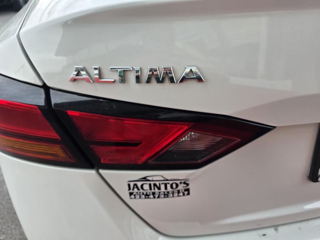 2021 Nissan Altima - $12,995
