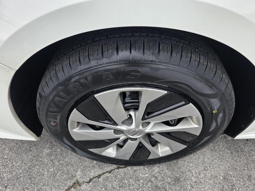 2021 Nissan Altima - $12,995