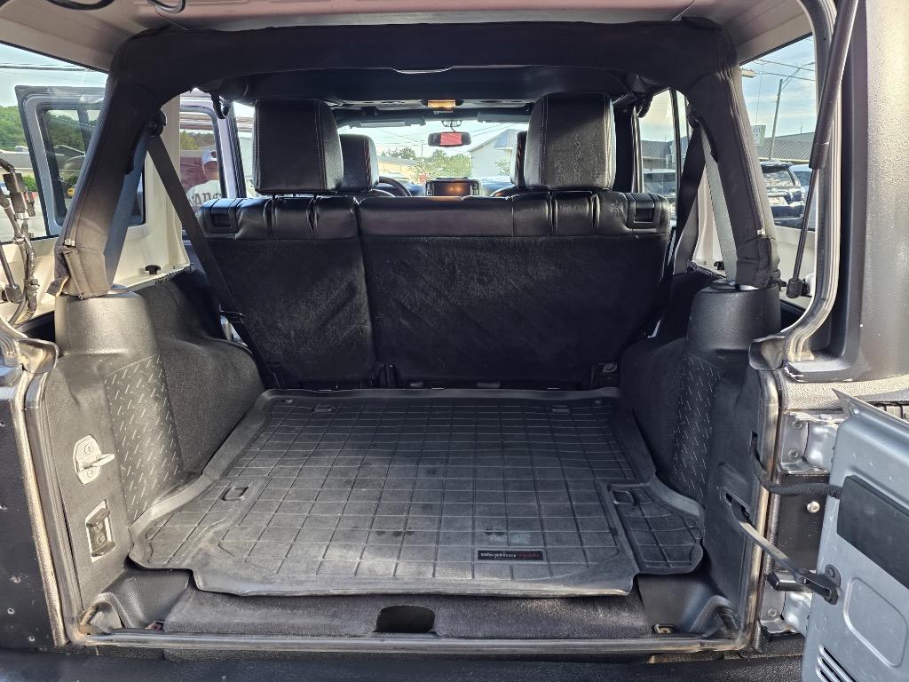 2015 Jeep Wrangler - $17,995