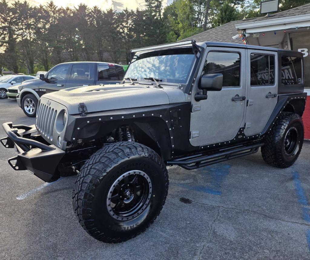 2015 Jeep Wrangler - $17,995