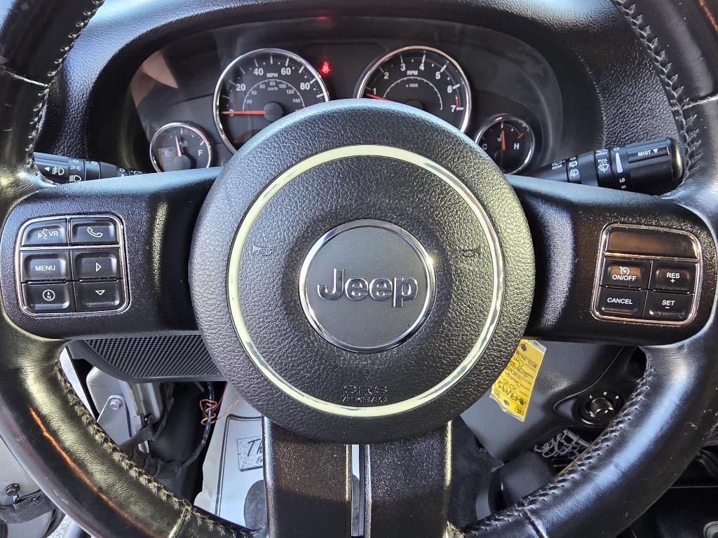 2015 Jeep Wrangler - $17,995